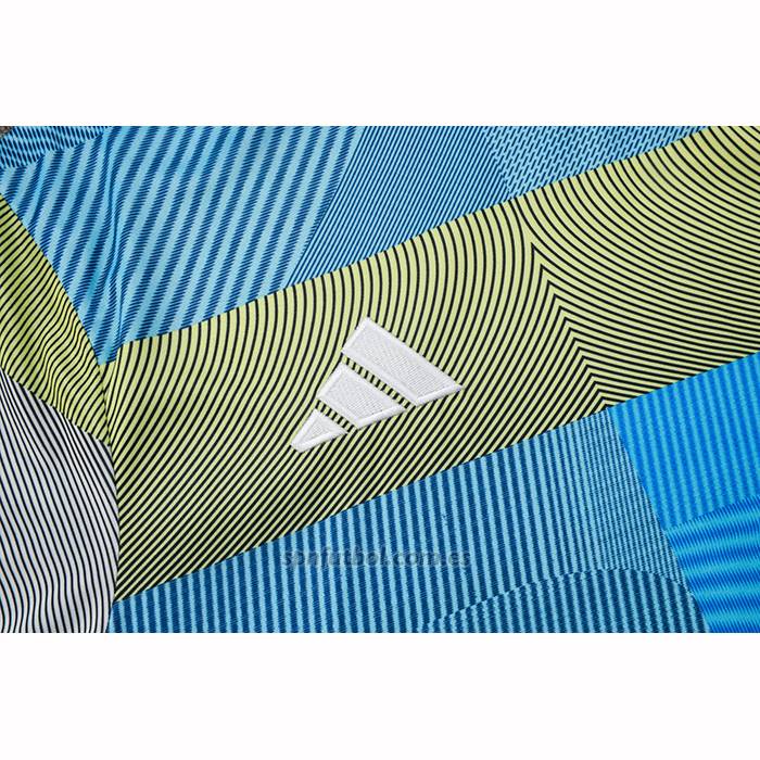 Chandal del Real Madrid Manga Corta 2025-2026 Azul Verde - Pantalon Corto